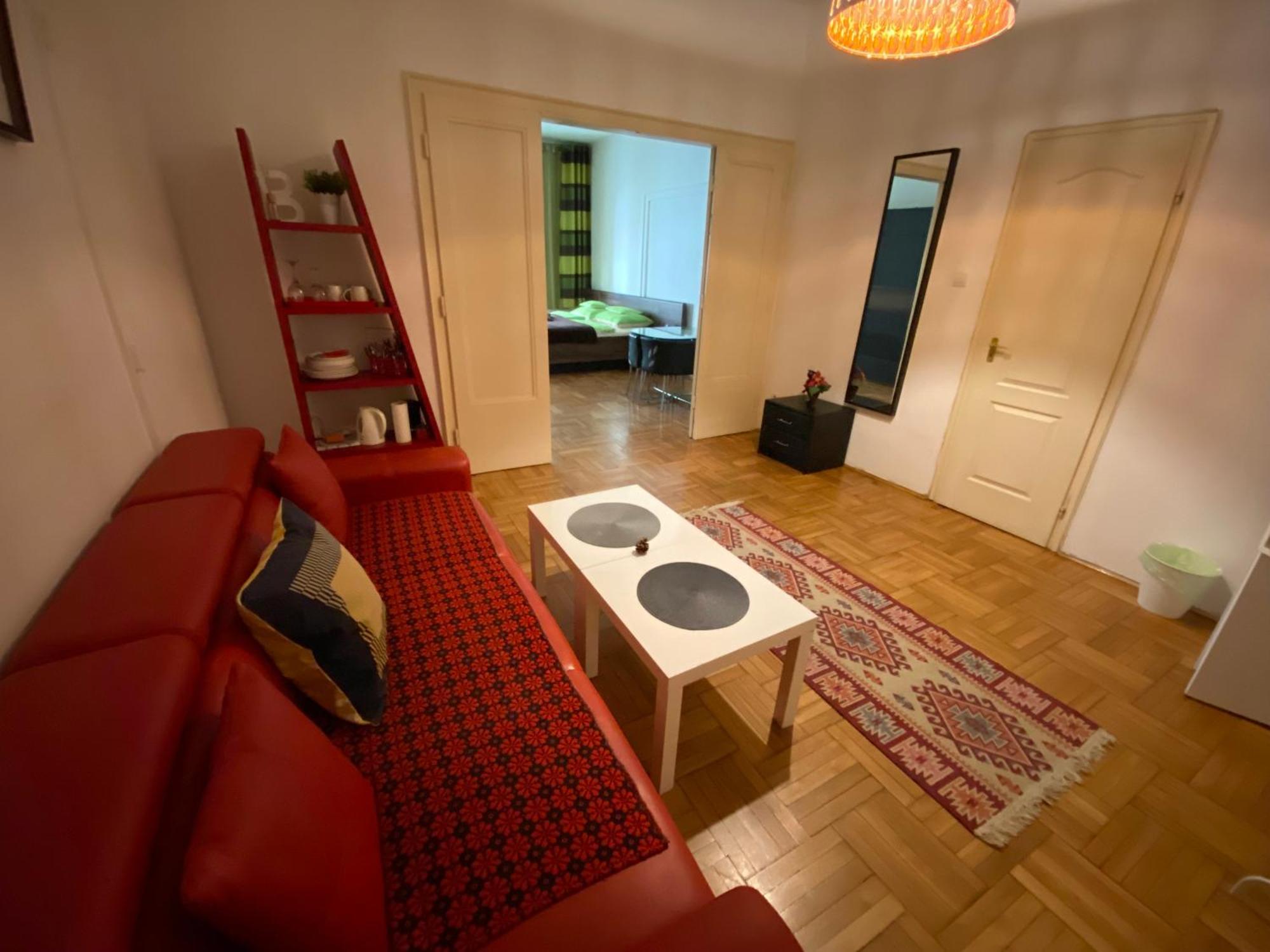 בודפשט Come & Stay Apartments And Rooms City Center מראה חיצוני תמונה