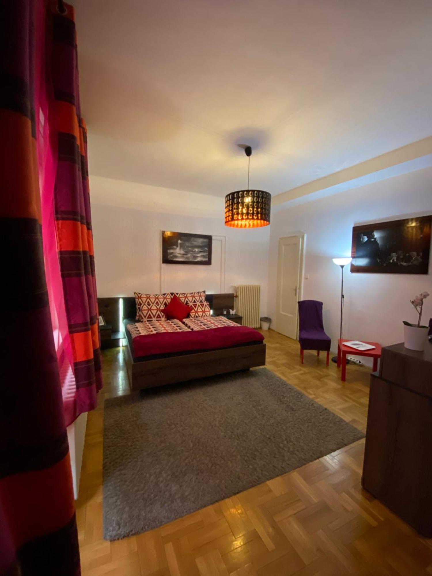 בודפשט Come & Stay Apartments And Rooms City Center מראה חיצוני תמונה