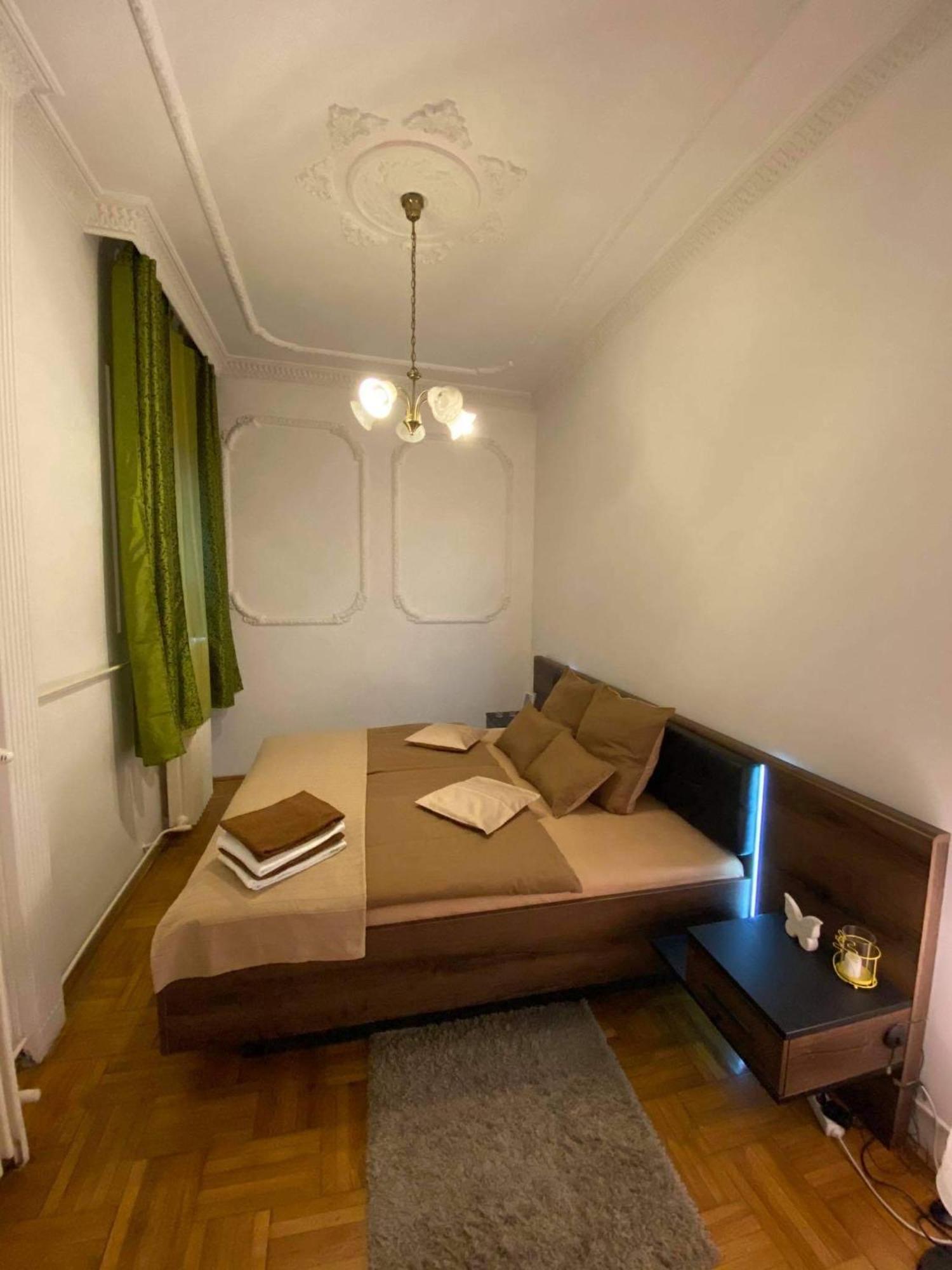 בודפשט Come & Stay Apartments And Rooms City Center מראה חיצוני תמונה
