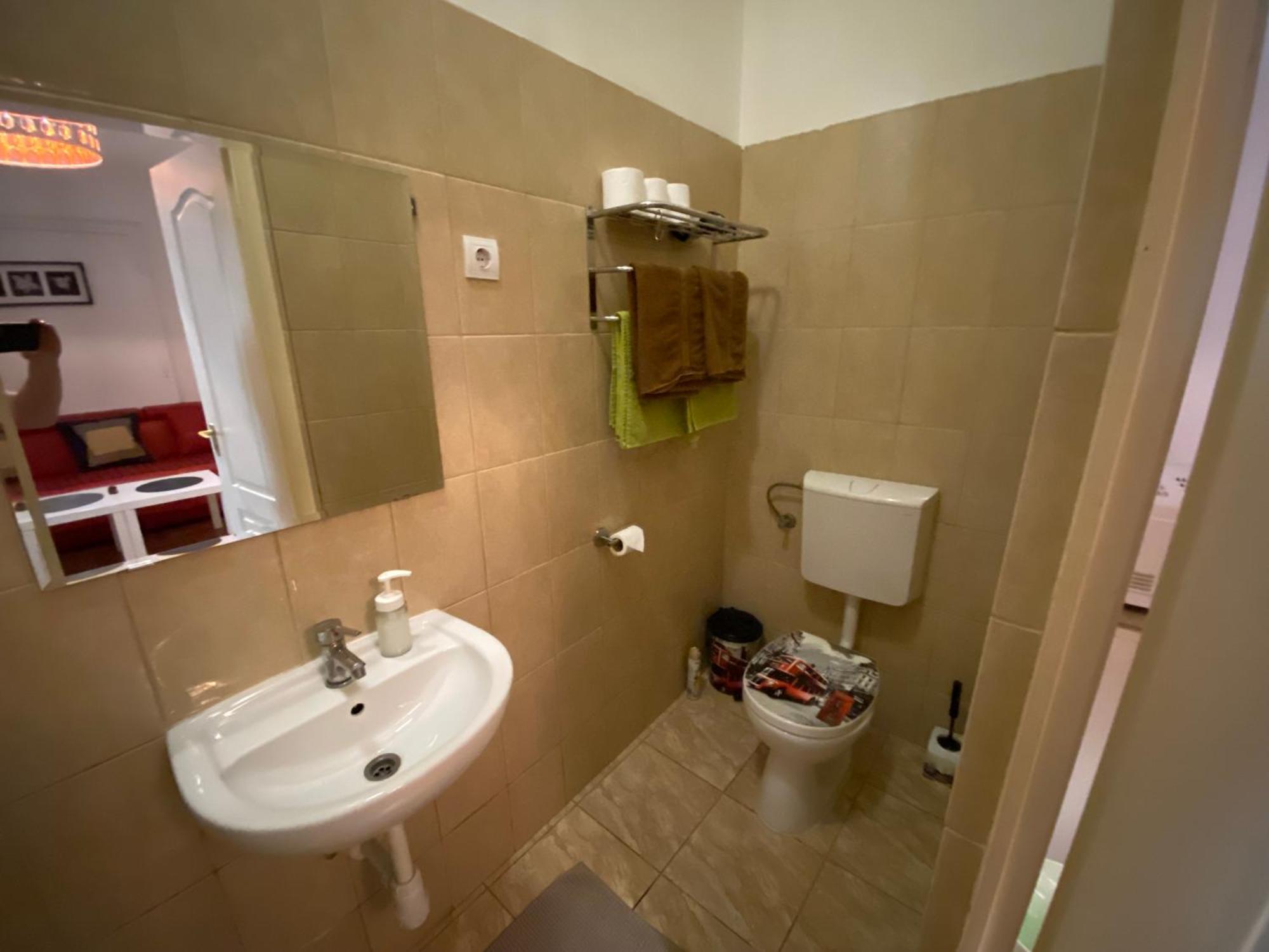 בודפשט Come & Stay Apartments And Rooms City Center מראה חיצוני תמונה